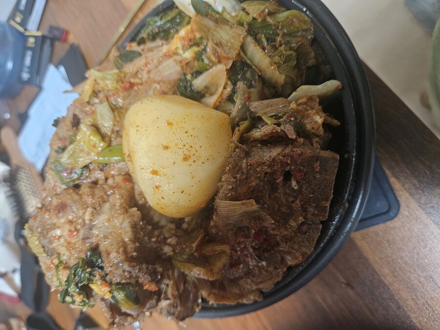 니들 방금 내가 만든거 먹으라면 먹어?_3.jpg