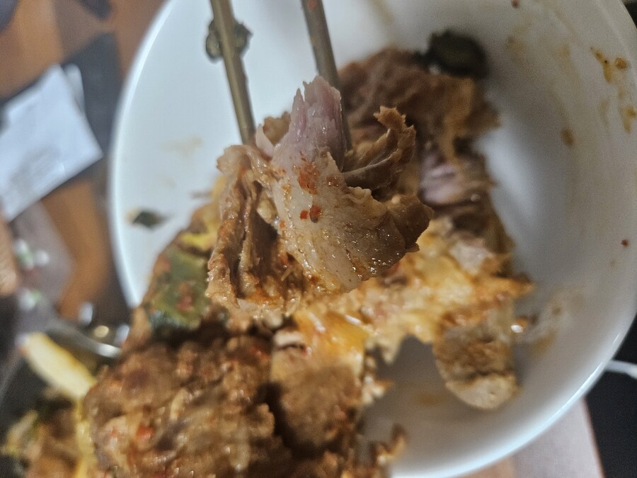 니들 방금 내가 만든거 먹으라면 먹어?_7.jpg