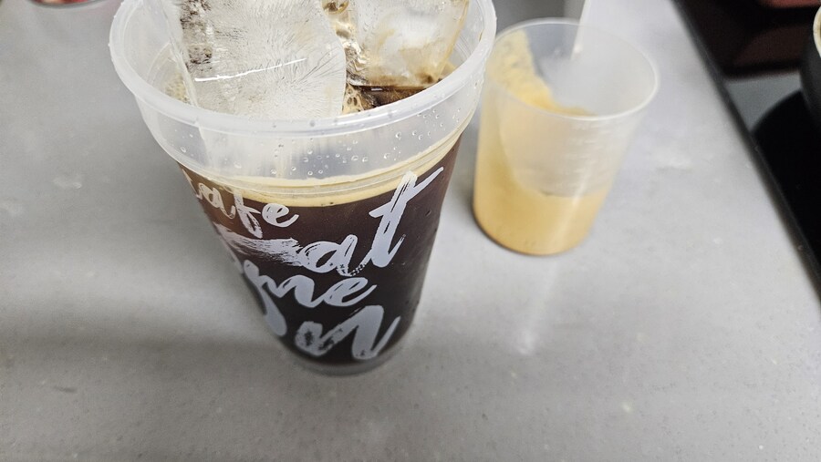 ㄹㄹ커피와 동네마트 빵_6.jpg