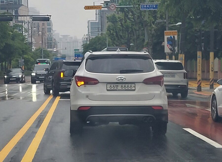 악마가 깃든 싼타페_1.jpg