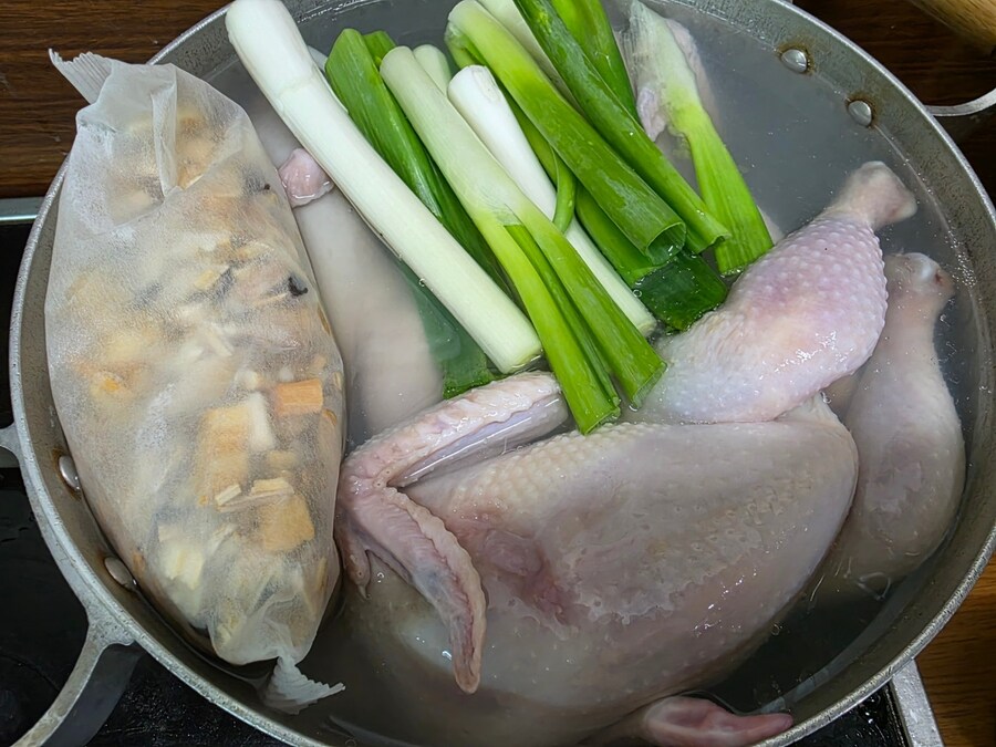 당직서며 해먹는 닭한마리죽_2.jpg