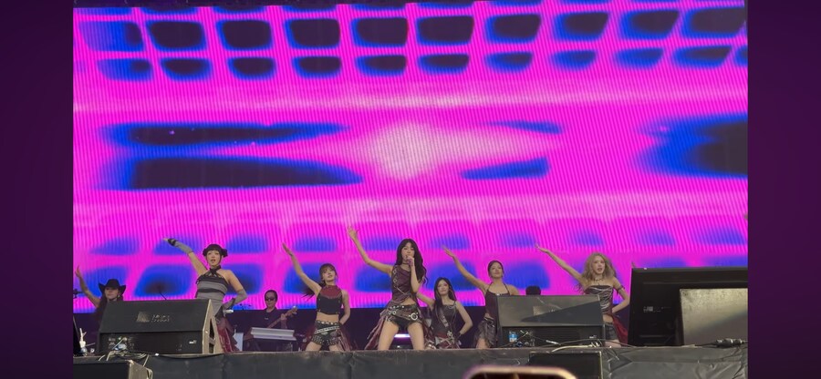 케이팝 가수들이 월드 투어 하는건_1.png