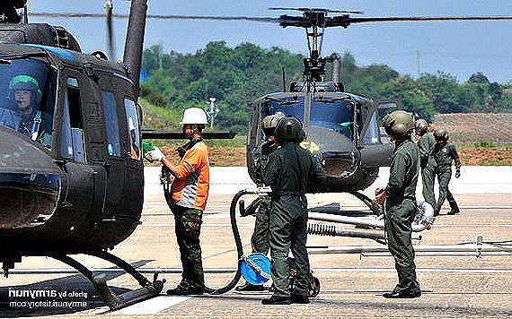 RC-ERA C032 UH-1 HUEY 무선조종 휴이 헬리콥터_55.jpeg