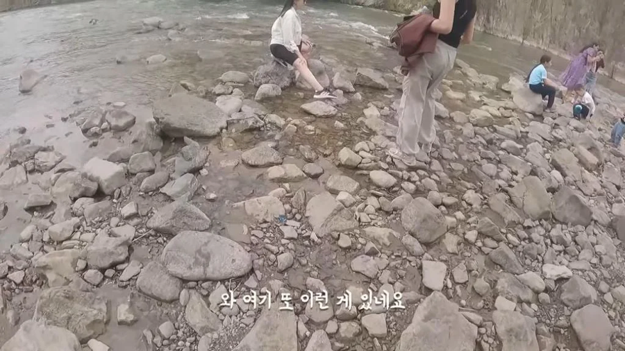 띠동갑 유튜버한테 결혼하자는 카자흐스탄 여자.JPG_1.webp