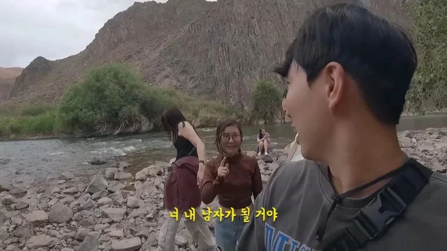 띠동갑 유튜버한테 결혼하자는 카자흐스탄 여자.JPG_13.webp