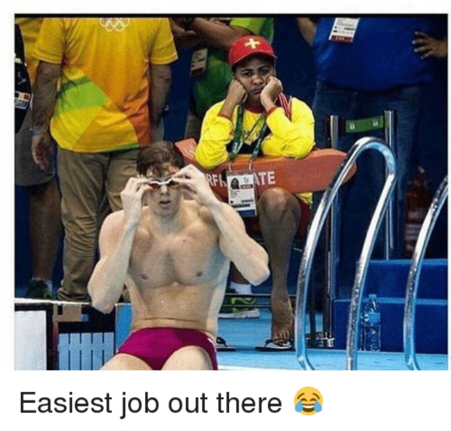 실제로 일 할 일 0%에 가깝지만 없으면 안 되는 직업.jpg_1.jpg