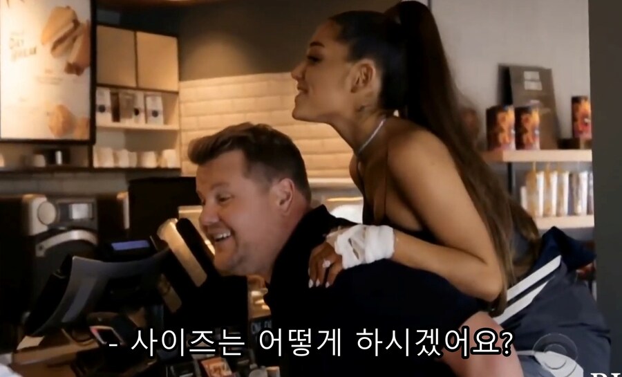 연예인병이 심해서 절대 걷지 않는다는 팝스타_10.jpg