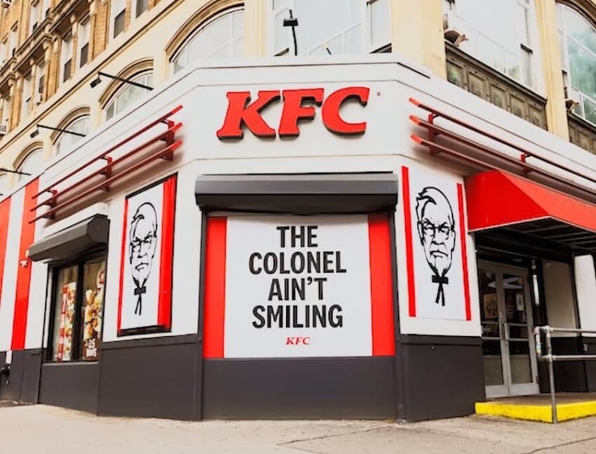 KFC 샌더스 할아버지 근황.jpg_3.jpg
