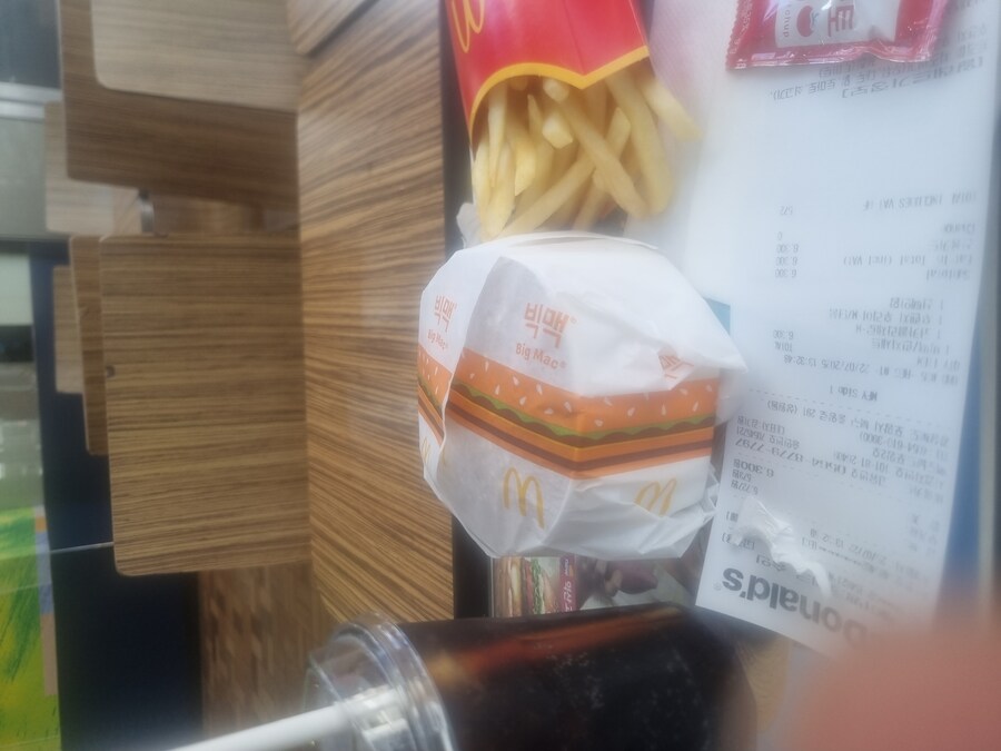 빅맥)점심은 빅맥세트다._1.jpg