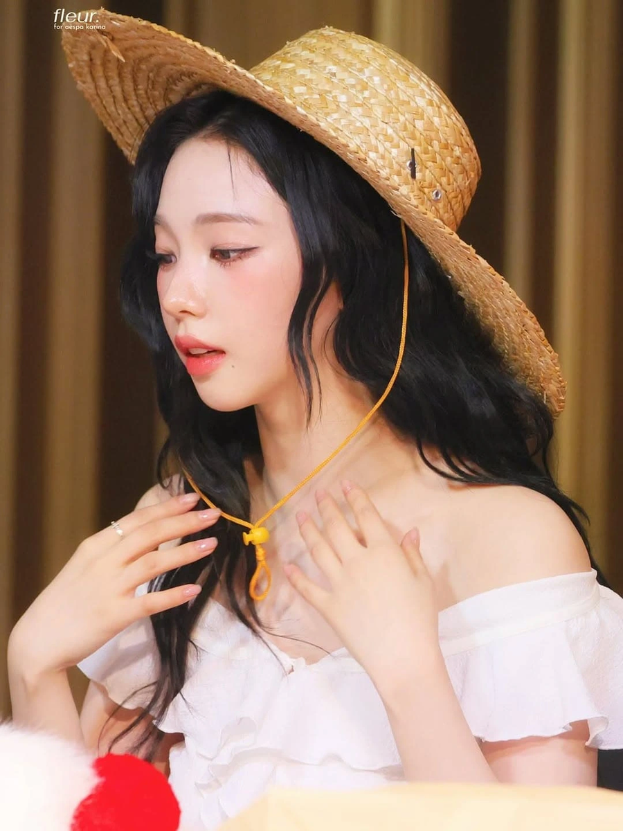 카리나~~~_2.webp