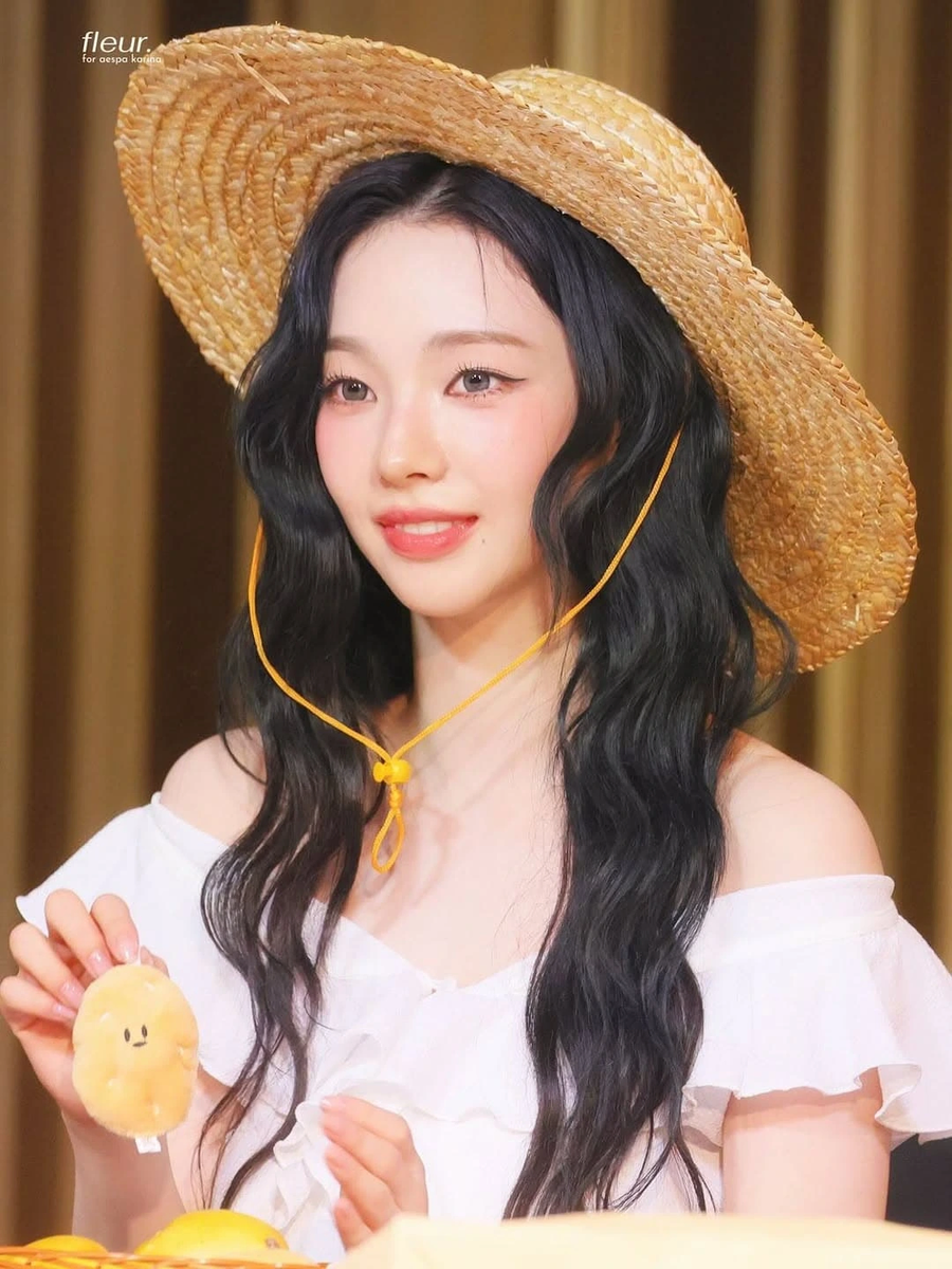 카리나~~~_3.webp