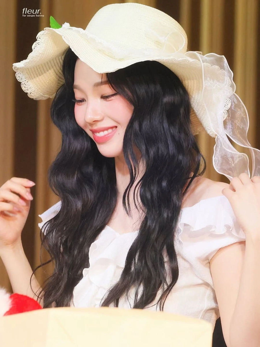 카리나~~~_6.webp
