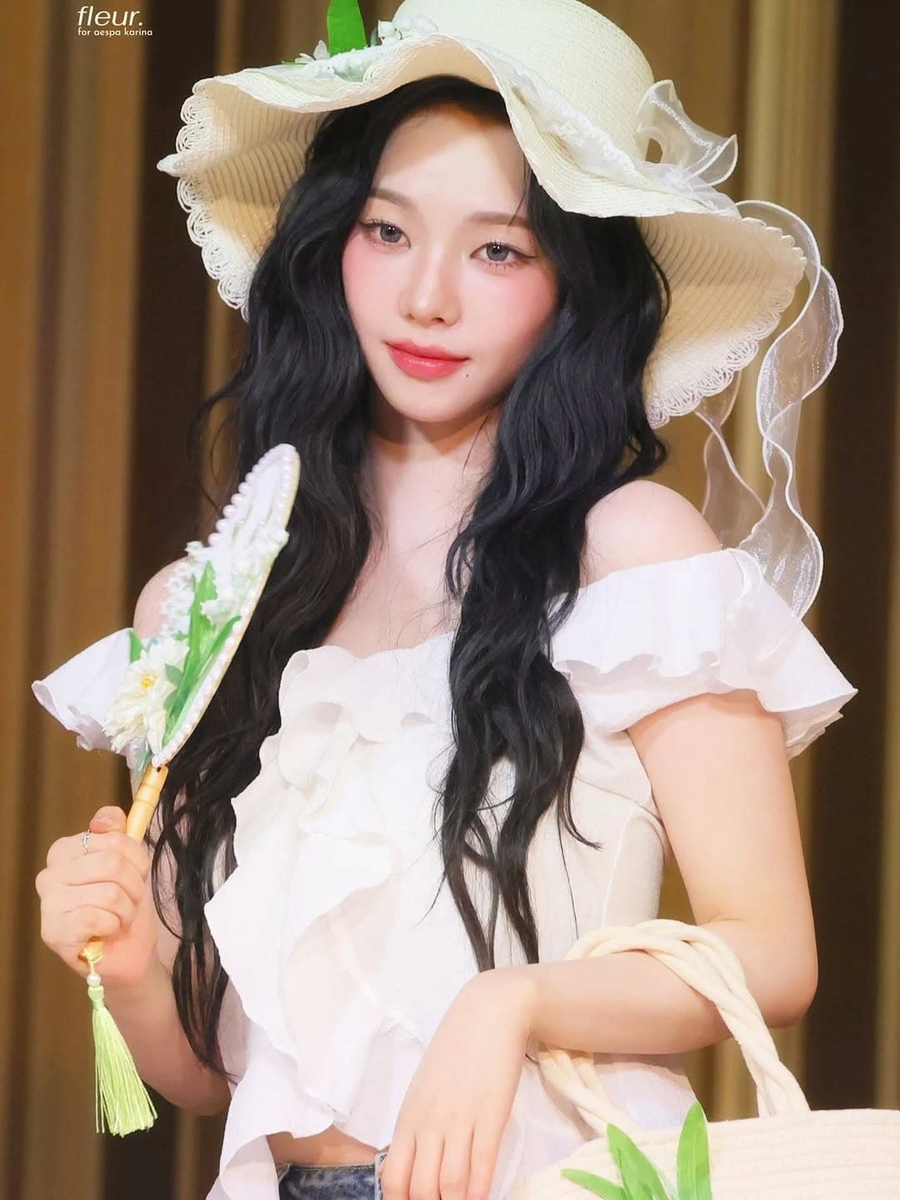 카리나~~~_8.webp