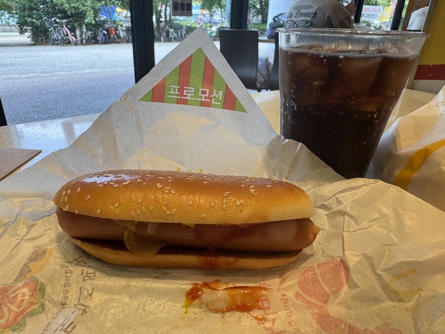 영업종료를 앞둔 맥도날드_6.jpg