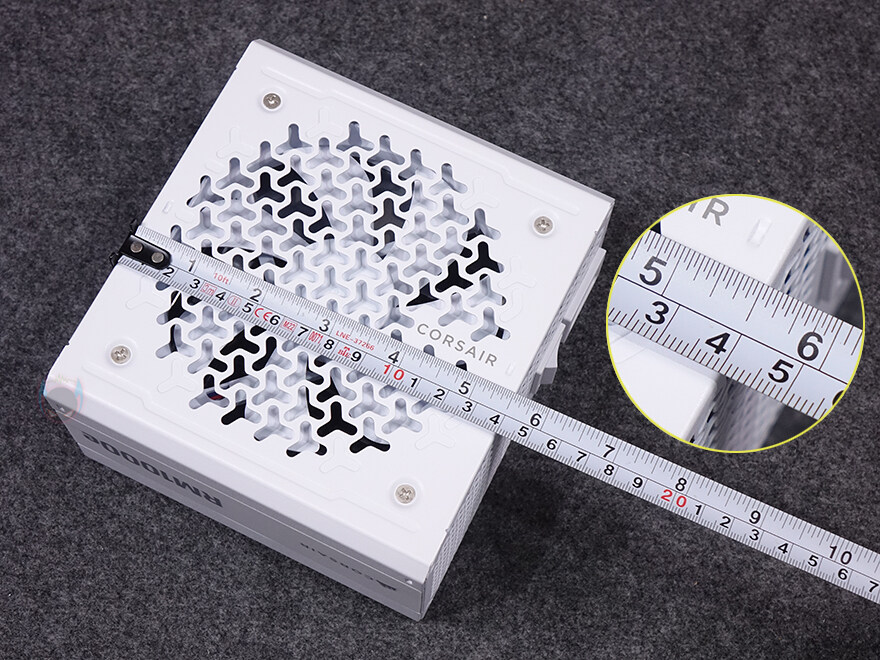 드디어 화이트 색상 RMe 시리즈 출시! 커세어 RM1000e ATX3.1 화이트_25.jpg