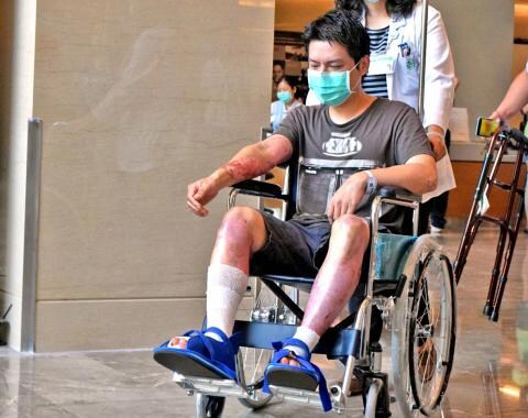 [혐] 워터파크가 폭발해 15명이 사망한 사건.jpg_5.jpg