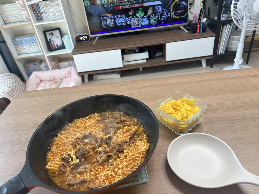 주말아침은 간단하게 라면이나 먹어야지_1.jpg