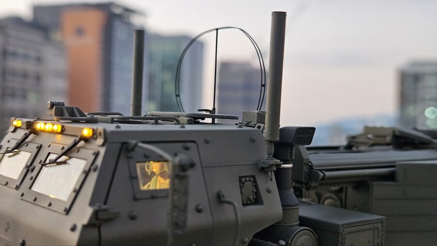 1/35 Foreart USMC M142 HIMARS 발사 (w. LED)_20.jpg