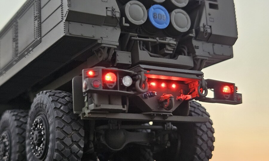 1/35 Foreart USMC M142 HIMARS 발사 (w. LED)_23.jpg