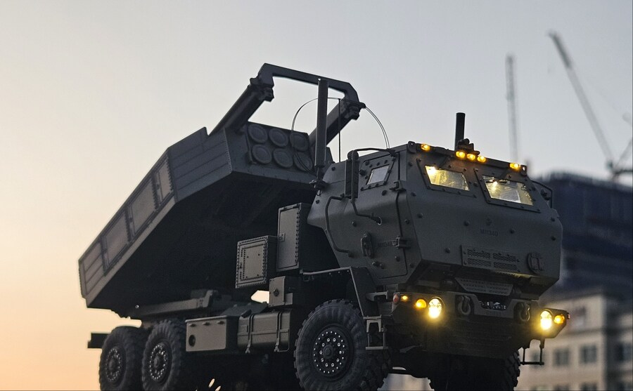 1/35 Foreart USMC M142 HIMARS 발사 (w. LED)_27.jpg