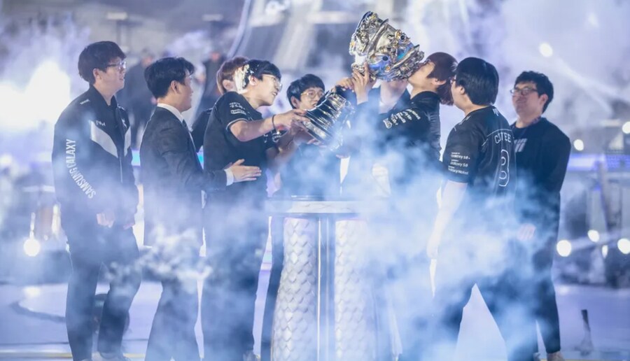 버튜버) 커버 사의 내력을 실제 사건으로 알아보자_9.png