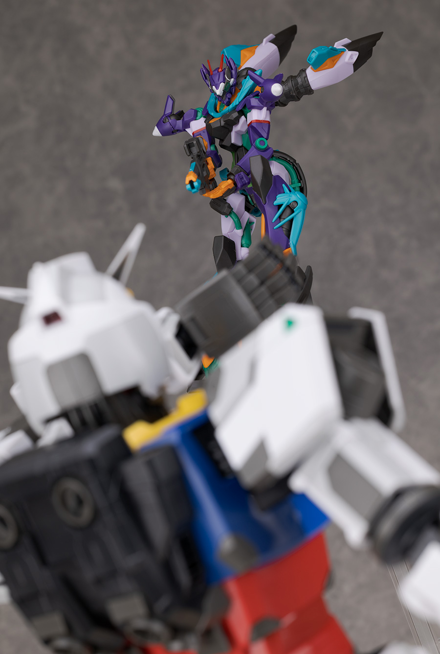 HG GQ 1/144 지프레드 해외 리뷰_85.jpg