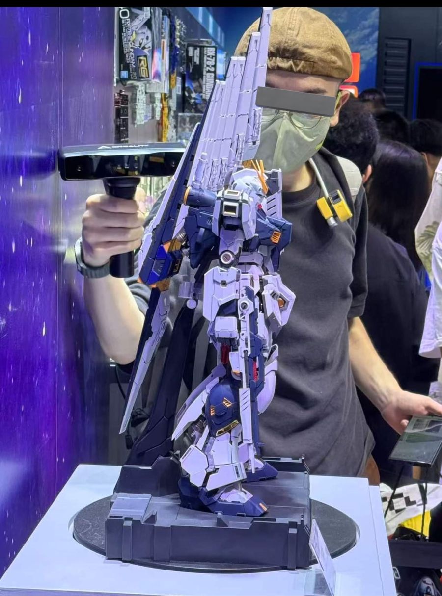 PG 언리쉬드 뉴 건담 전시품 해외 3D 스캔 관련 언급_2.jpg