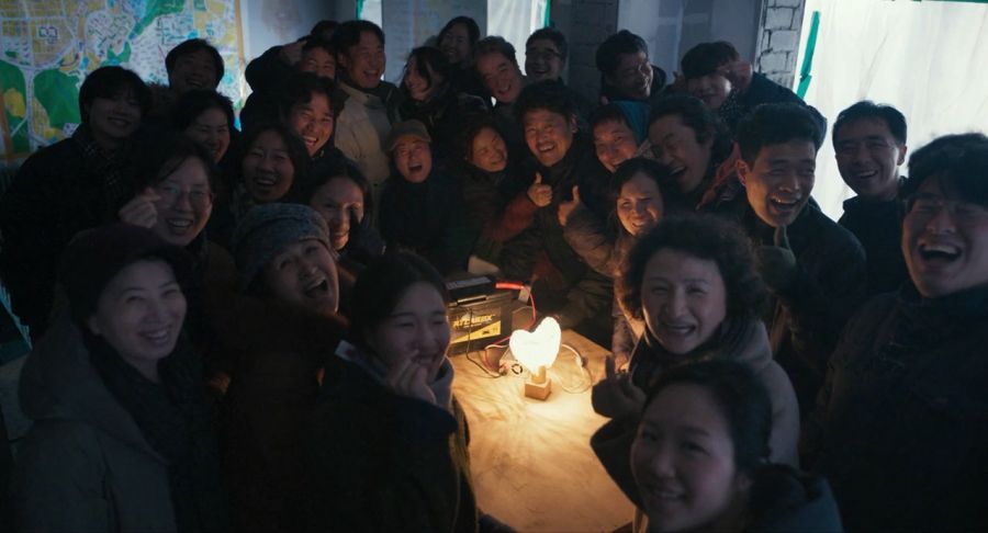 영화속 아파트에서 사는 사람들_8.jpg