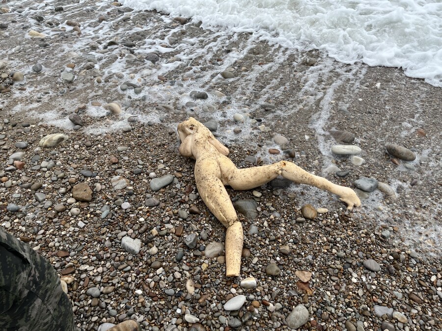 시체로 오인받은 리얼돌_2.jpg