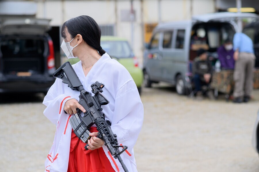 한국인들은 아직도 무녀가 화살로 제령하는줄 알더라_3.jpg