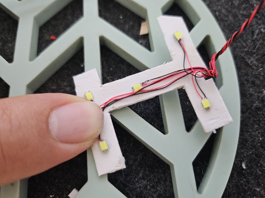 케이팝 데몬 헌터스 응원봉 만들어 봤습니다_13.jpg