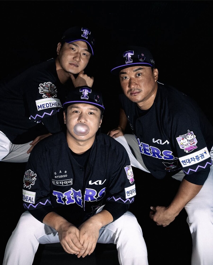 기아 x 쿠로미 콜라보 어센틱 유니폼_1.jpg