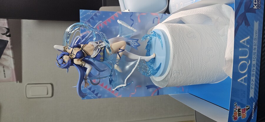코노스바) 세상에서 제일 아름다운 아쿠아 피규어_1.jpg