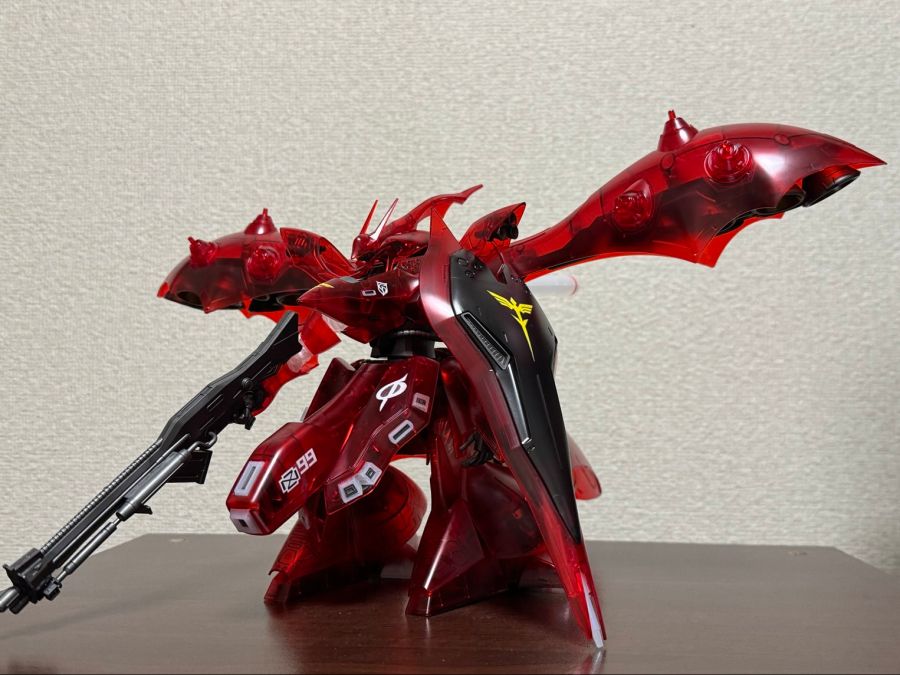 HGUC 1/144 나이팅게일 클리어 컬러 전시 & 가조립 사진_18.jpg