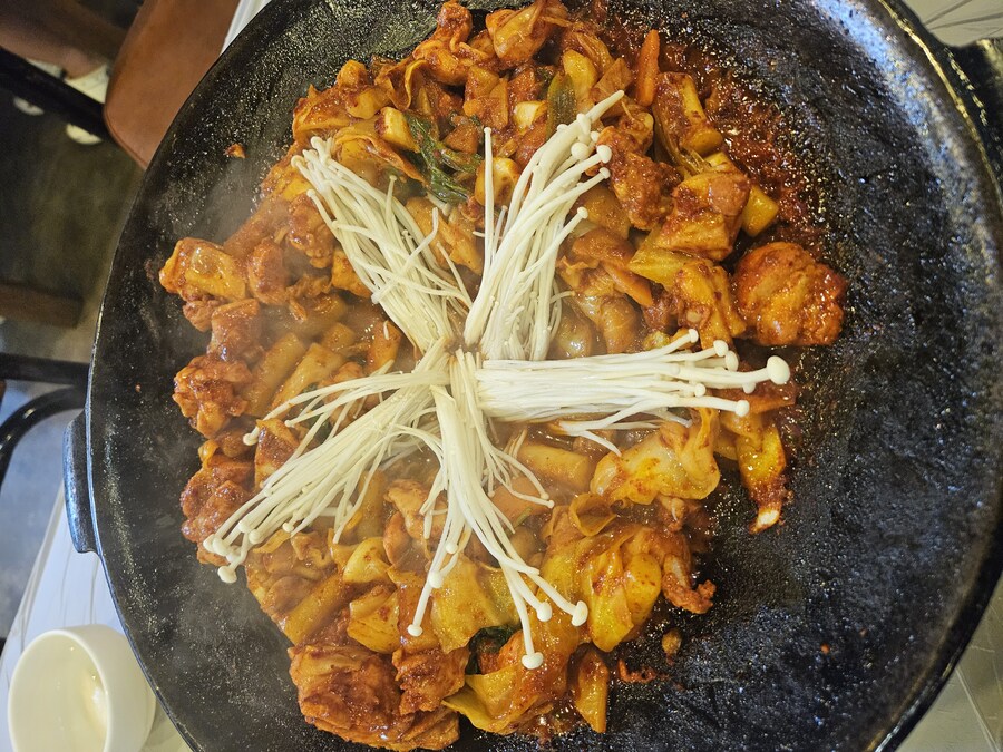 [원주] 원주 중앙시장 지하 분식집 칭구_1.jpg