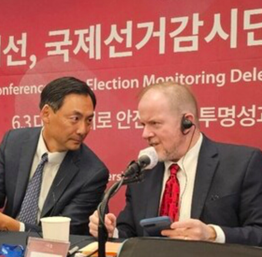 국제선거감시단 존 밀스 대령이…차관보로 국무부에 들어감_2.jpg