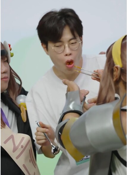 트릭컬 라이브커머스 짤만보기_6.png