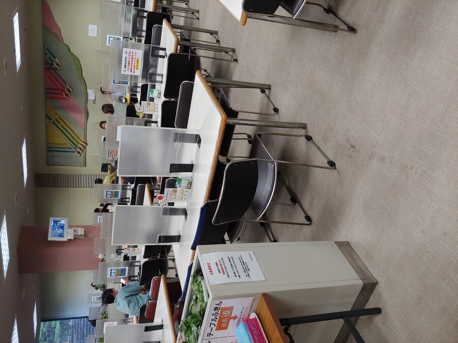 일본 워홀 3일차 주소등록하러 가면서 아다치 구약소(구청) 식당에서 먹었던 밥_8.jpg