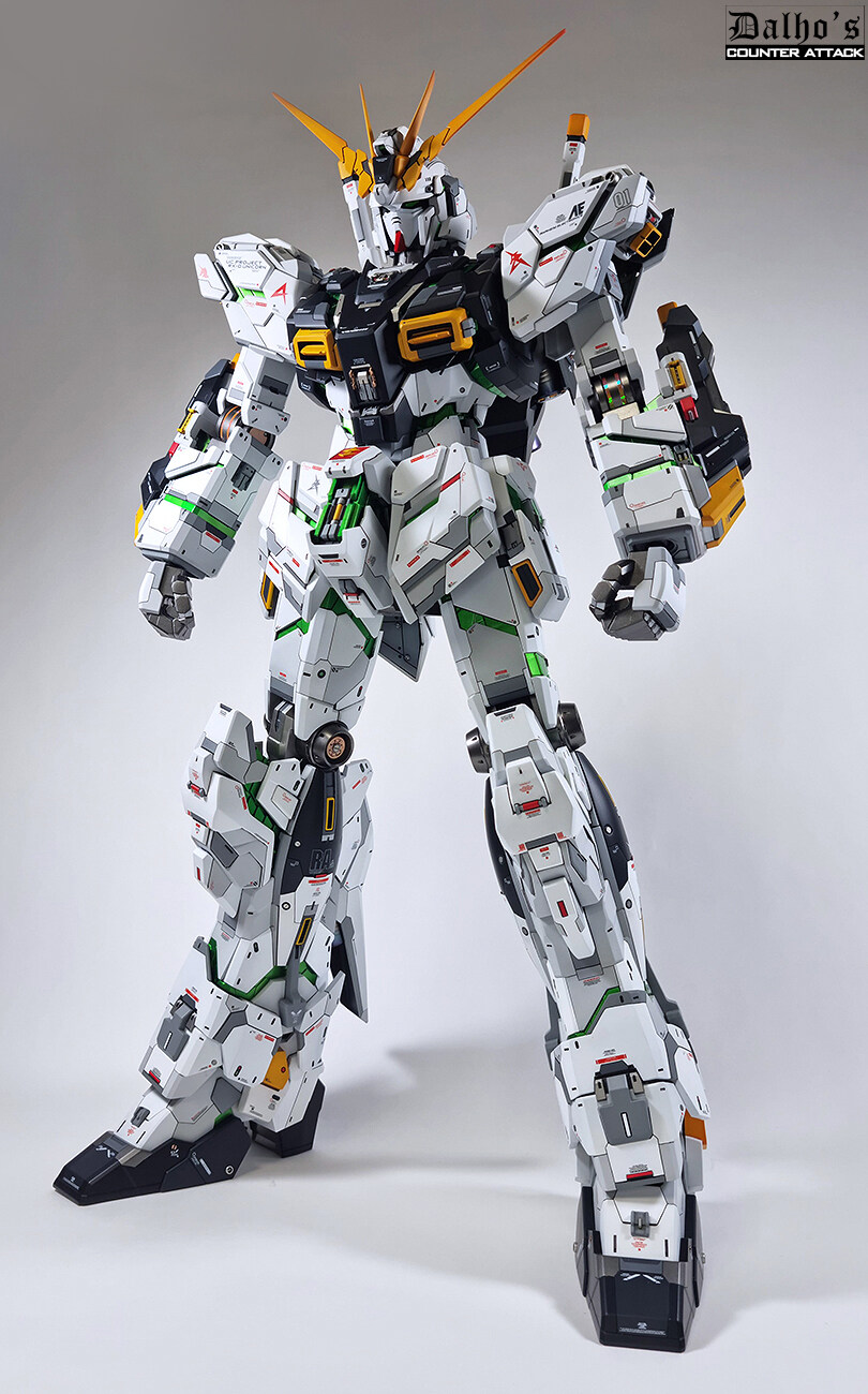[完成] 1/48 메가사이즈 유니콘 뉴건담 커스텀_2.jpg