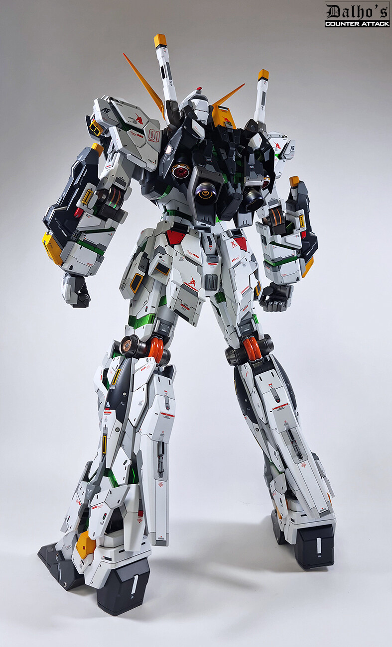 [完成] 1/48 메가사이즈 유니콘 뉴건담 커스텀_6.jpg