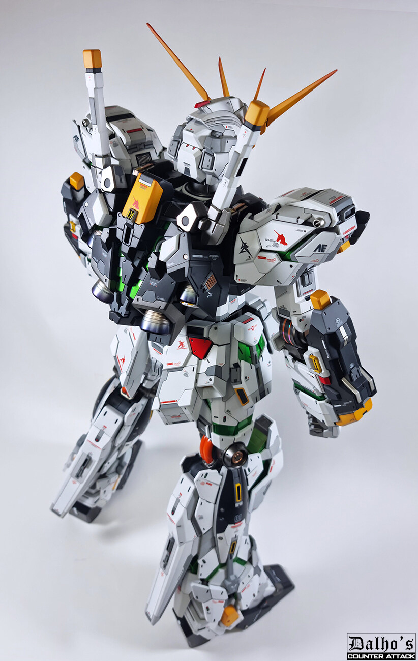 [完成] 1/48 메가사이즈 유니콘 뉴건담 커스텀_8.jpg