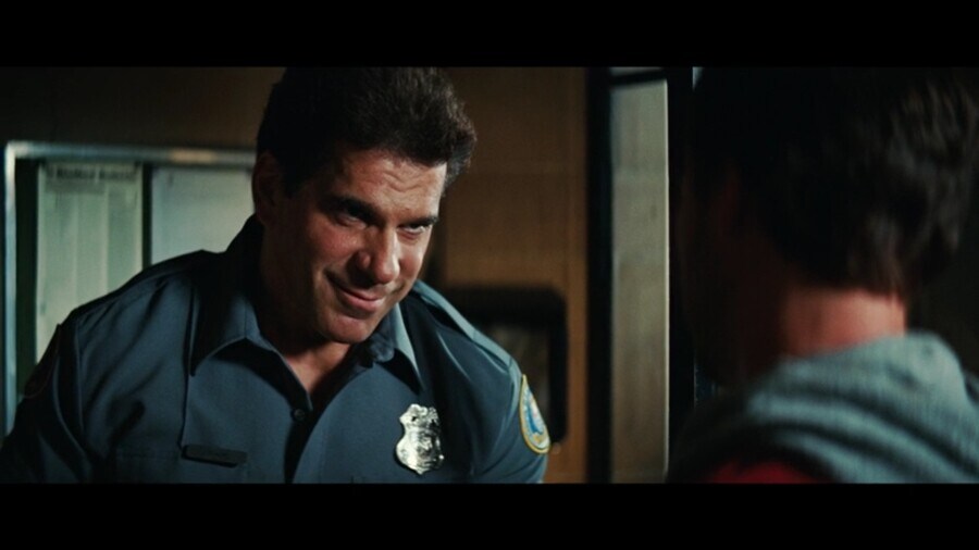 MCU]내가 피자 한판에 넘어가는 경비원으로 보이냐?_7.jpg