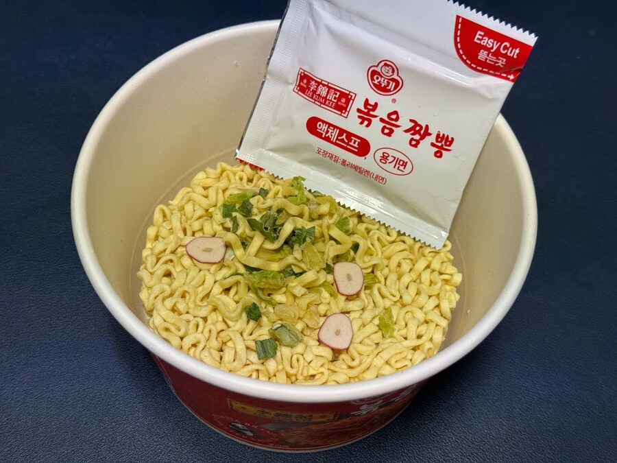 오뚜기 이금기 볶음짬뽕/굴짬뽕_2.jpg