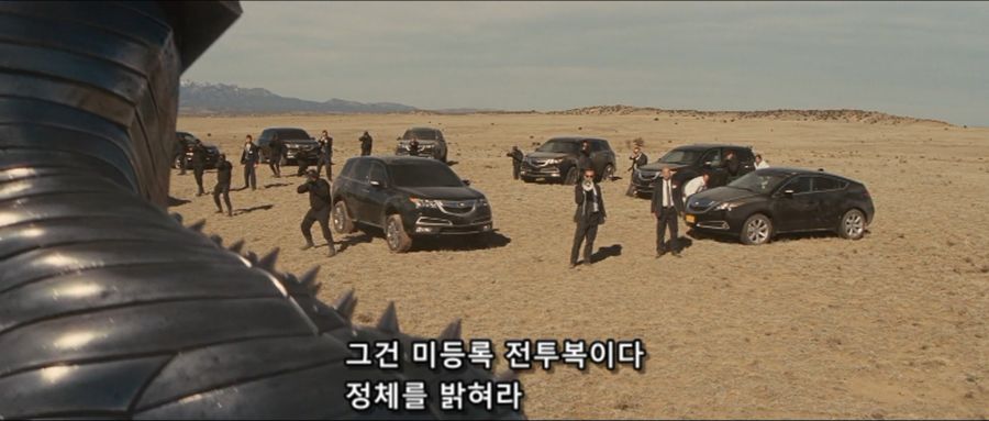 [MCU]토니 스타크의 신무기 인줄 알고 착각을 해버린 쉴드 요원들_2.jpg