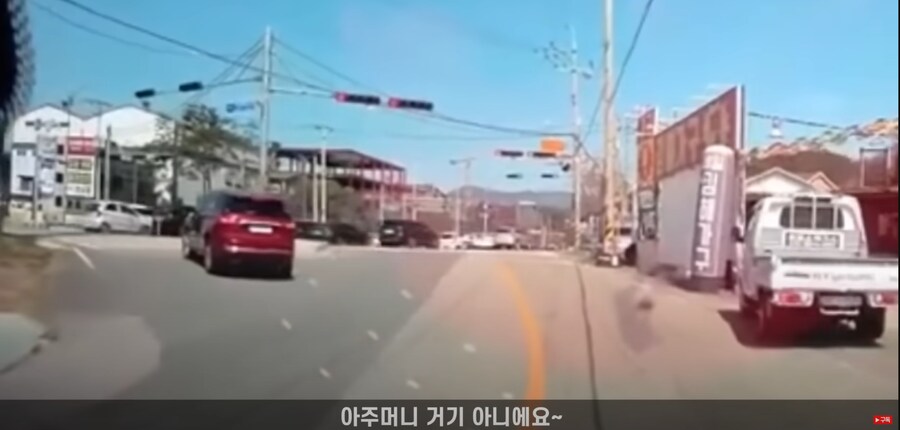 블박 유튭보면 면허 압수해야 될 사람 존나 많음 ㅋㅋ_2.png