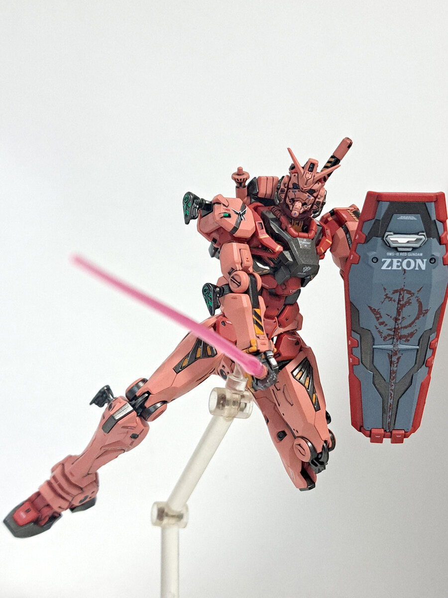 HG 붉은 건담_7.jpg