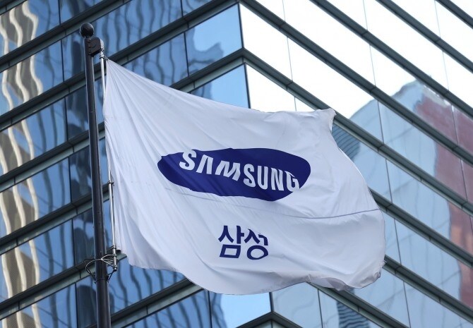 HBM 승부수 삼성전자, AI 반도체 투자 확대,엑시노스-파운드리 비용 삭감_1.jpg