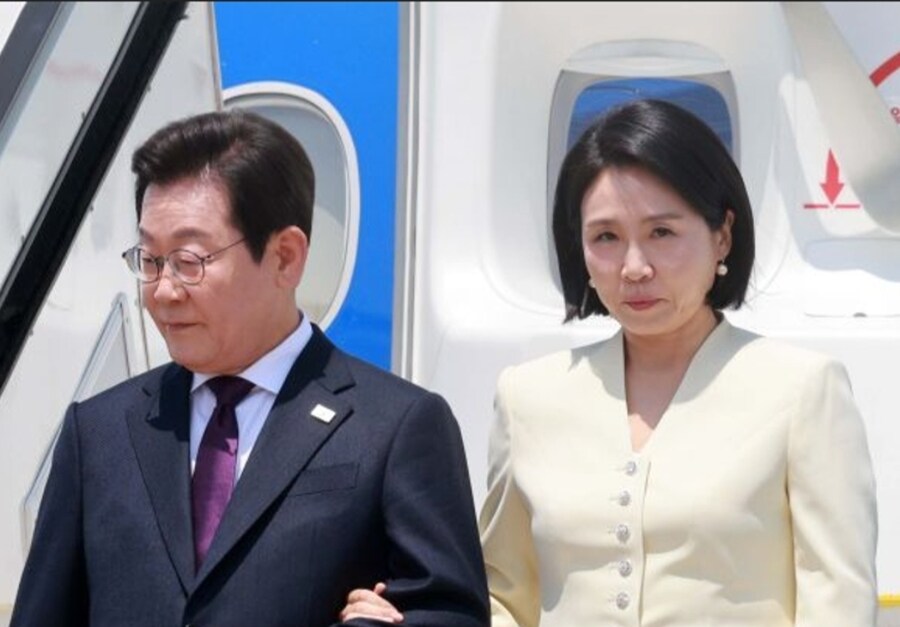 시종일관 표정 안 좋은 짜근 엄마_1.jpg