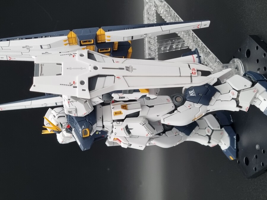 Rg 뉴 건담 더블핀판넬 완성_2.jpg