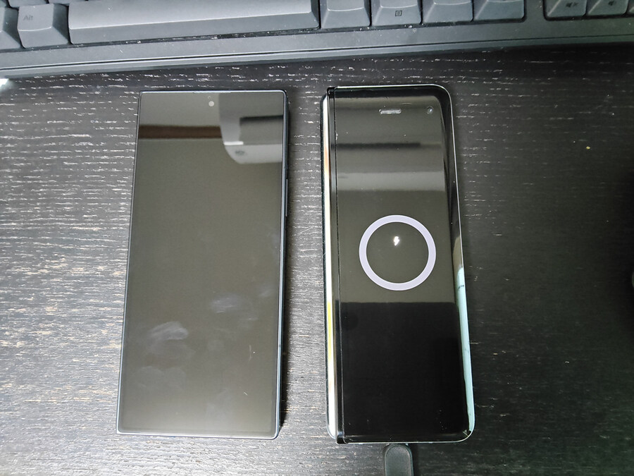 깨진김에 써보는 갤럭시 폴드7 푸념기_1.jpg